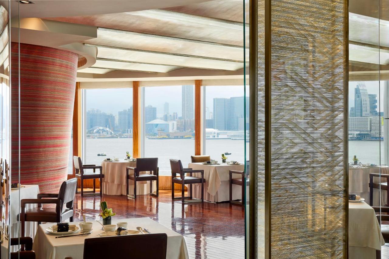 Four Seasons Hotel Hong Kong Exterior foto